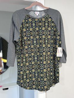 LuLaRoe Gray and Gold Patterned Top