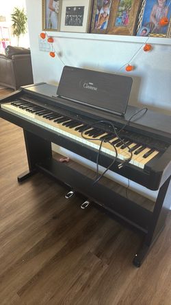 1990 somthing clavinova, needs a few keys repaired