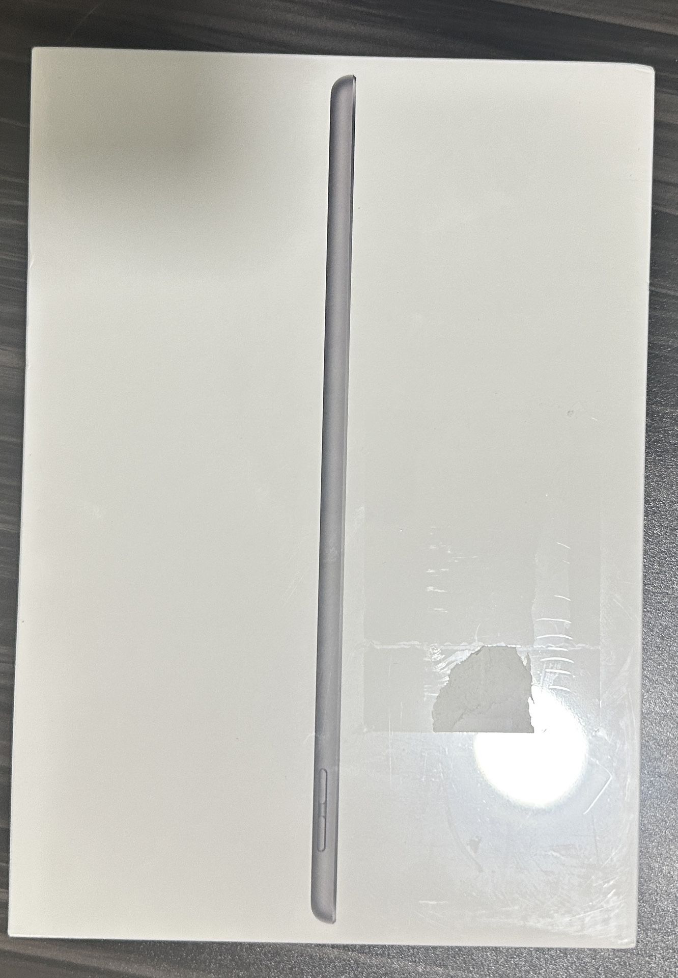 New Apple iPad 9th Generation 64GB Wifi Only Sealed