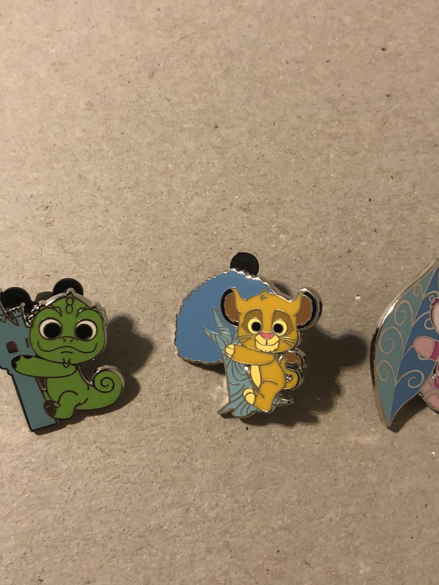 Disney Park Pals MYSTERY PIN Collection (3 Total)