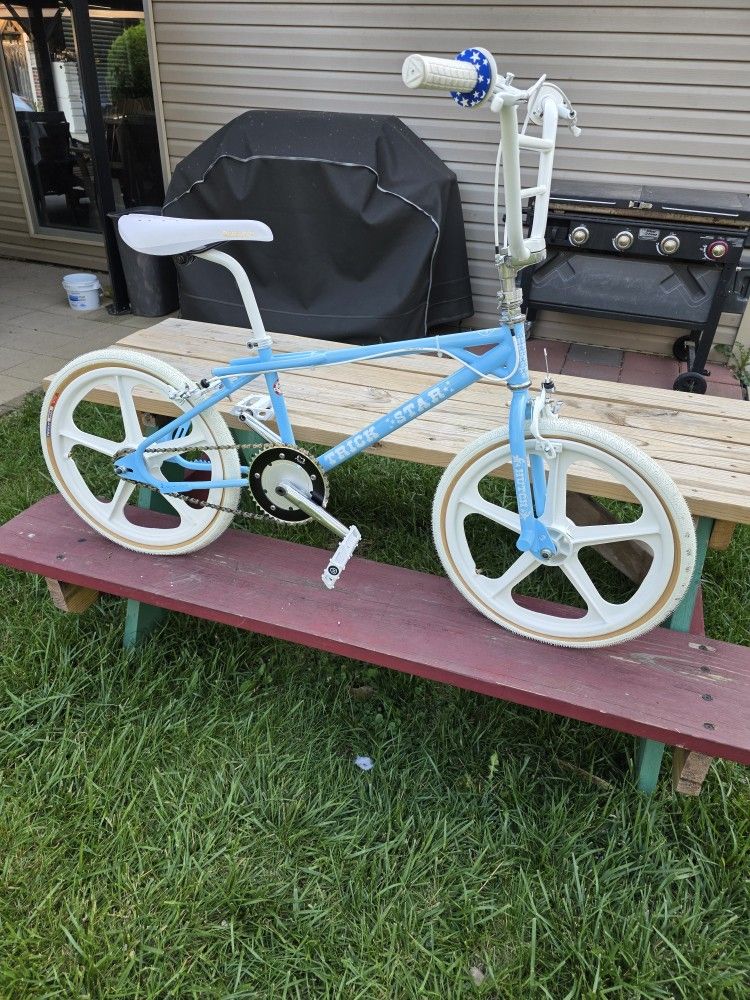 86 Hutch Trickstar