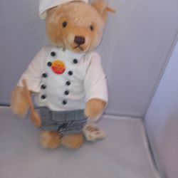 Steiff Growler Chef Bear