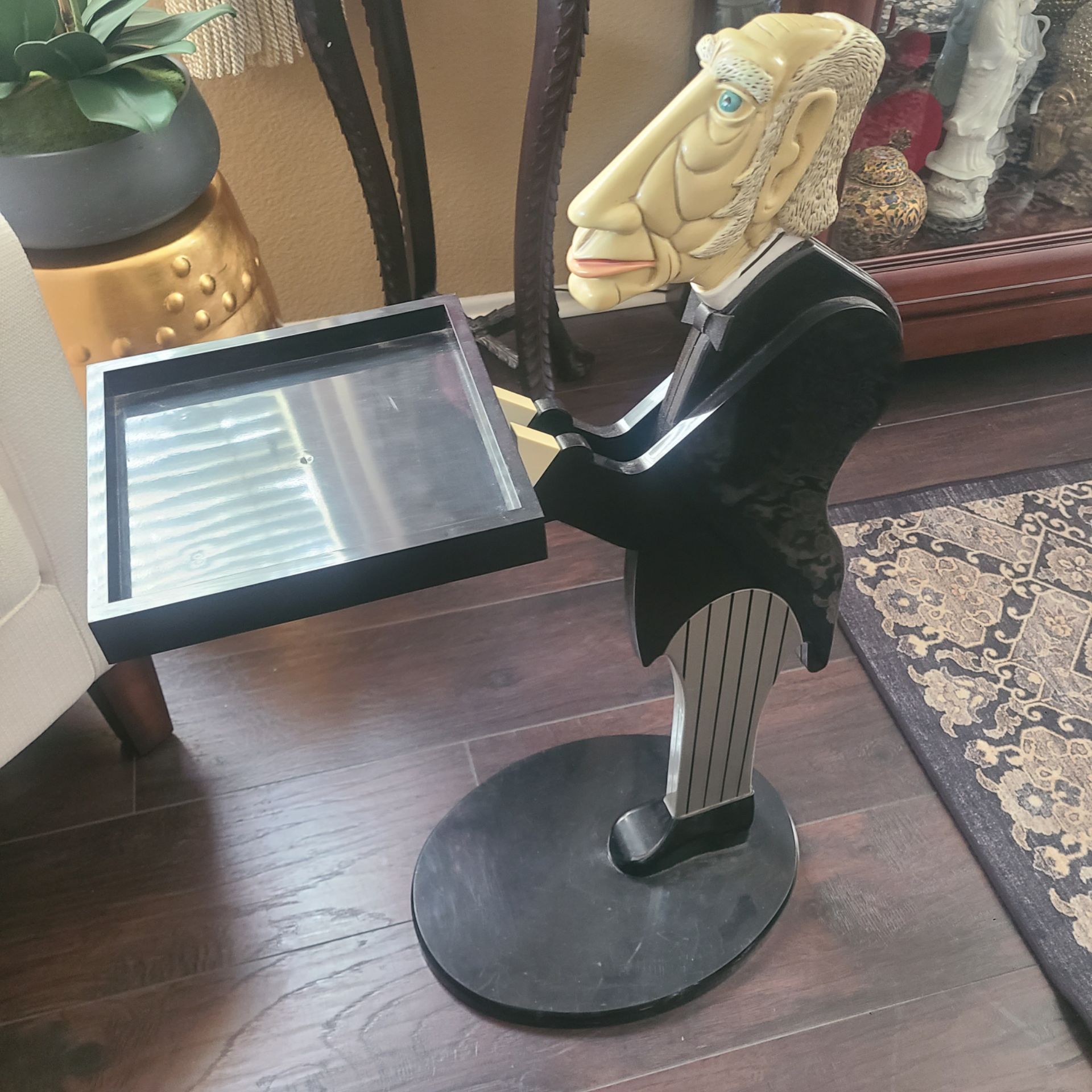 Butler Decor