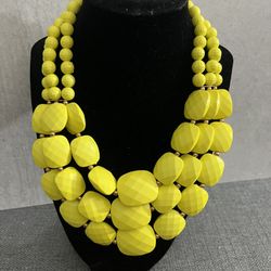 Womens Multilayer Beaded Necklace Bib Choker Chunky Statement Pendant