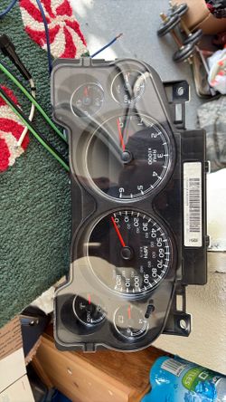 08 Chevy Silverado Cluster