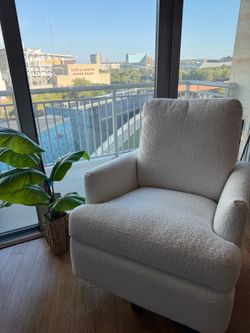 West Elm Haven Cream/White Boucle recliner