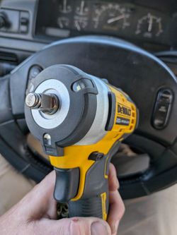 3/8 impact wrench 20 volt