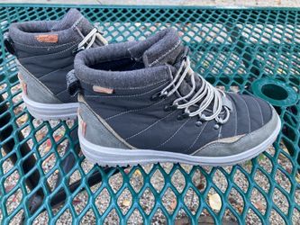 HeyDude Ankle Boot US Size 6 EU 39