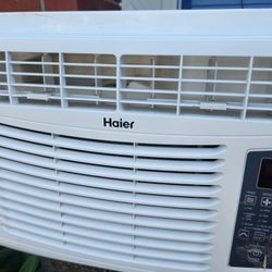 Window AC unit 5,000 BTU