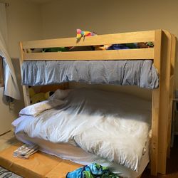 Maxtrix Twin Loft Bed
