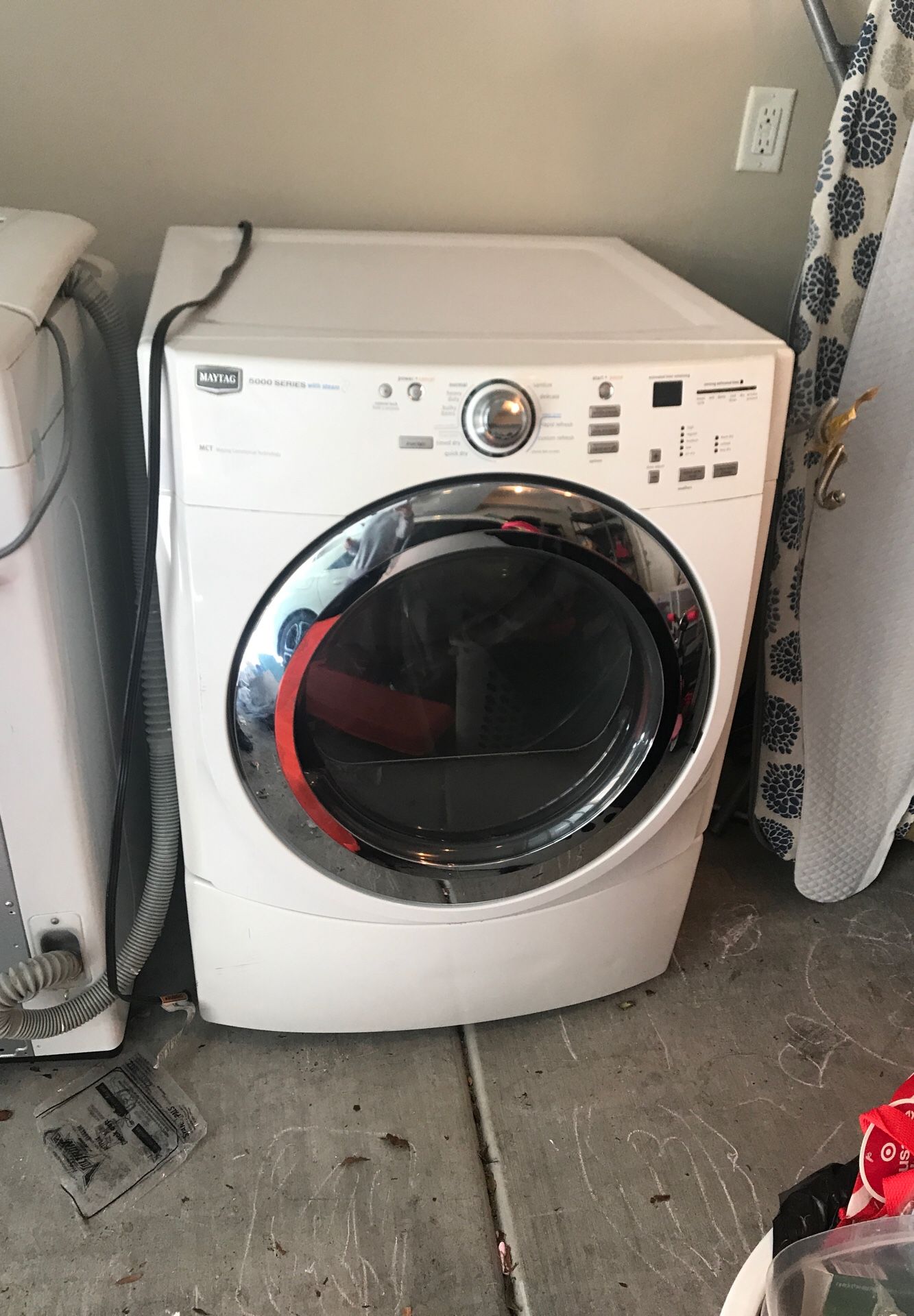 Maytag gas dryer with steam and lg washer