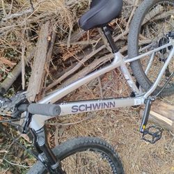 Schwinn acum sport 27.5 mens mountain bike