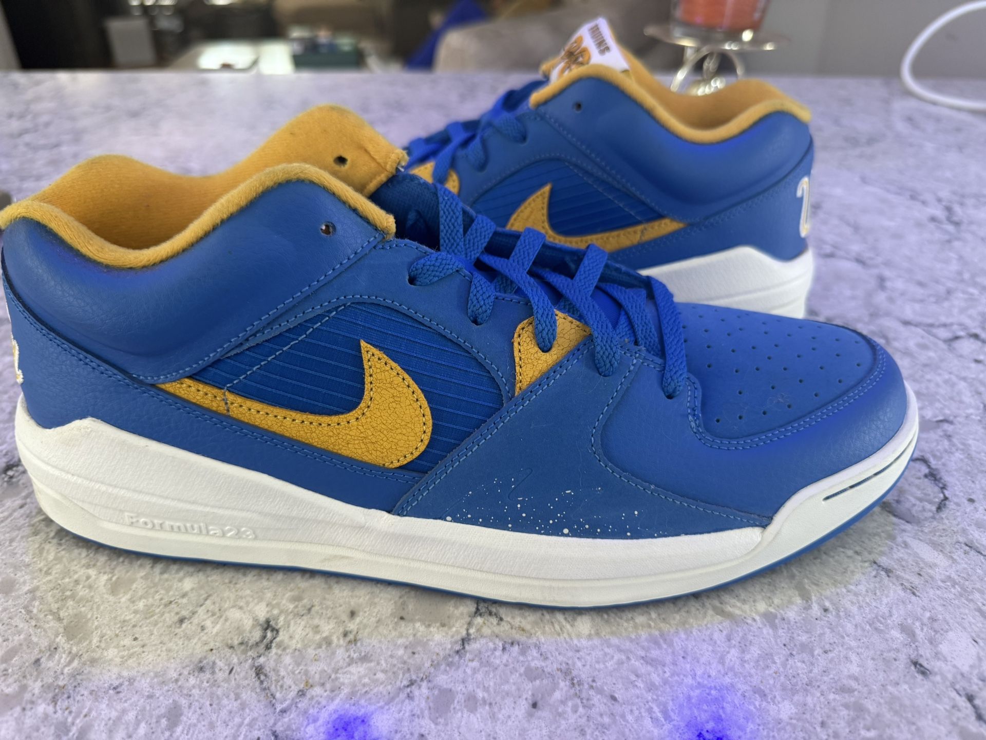 UCLA Nike Shoes 