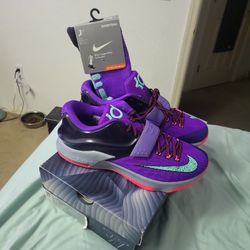 Nike Kevin Durant Sneakers for Sale in Bronx NY OfferUp