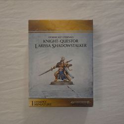 Warhammer-Knight-Questor Larissa Shadowstalker