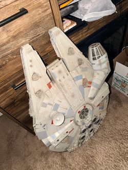 Star Wars 2008 Legacy Collection Millennium Falcon Hasbro