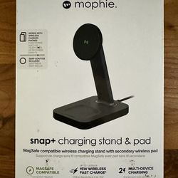 Mophie Snap+ Charging Stand & Pad