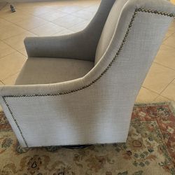 Glider Nursery Chair 