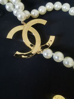 CHANEL CC BUTTON METAL NECKLACE PARIS PEARL LONG MULTISTRAND LETTER LOGO  for Sale in Bayonne, NJ - OfferUp
