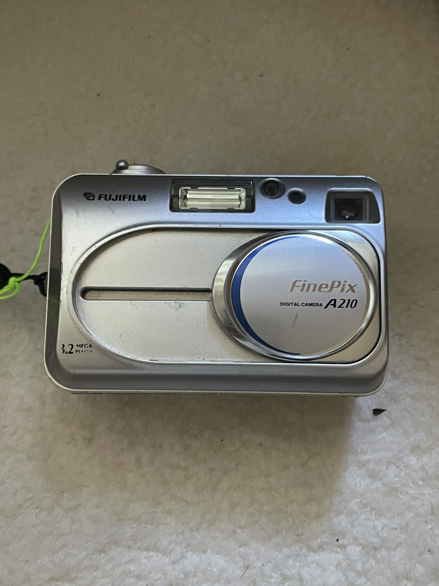 Fujifilm Finepix A210 Digital Camera | 3.2 MP