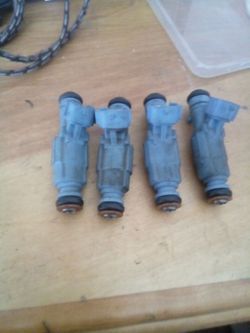 2017 Hyundai Elantra fuel injectors