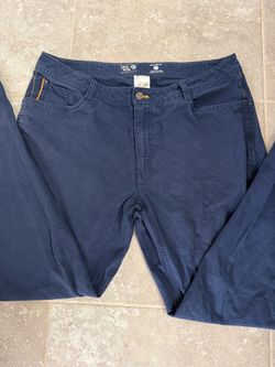 Mountain Hardwear Men’s Midnight Blue Slim Straight Khakis 36/32