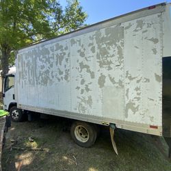 2011 Isuzu Box Truck