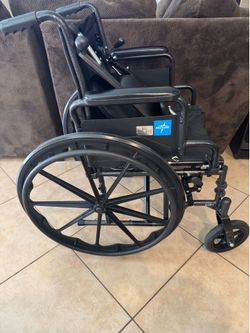 Medline Wheelchair w/ Footrests - Excellent Condition $80 OBO
