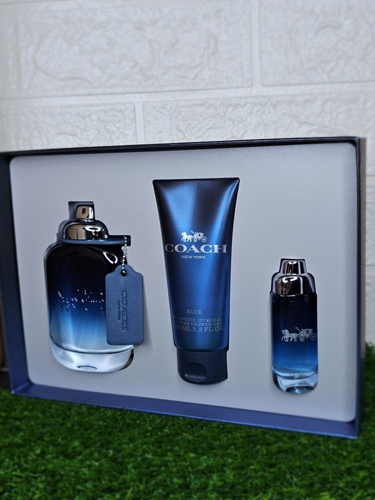Perfumes Coach Blue Set $75
