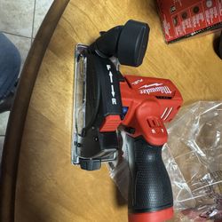 Milwaukee M12 FUEL 12V Lithium-Ion Brushless Cordless 3 in. Cut Off