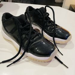 Clean Retro Jordan 11 Shoes Size 6y