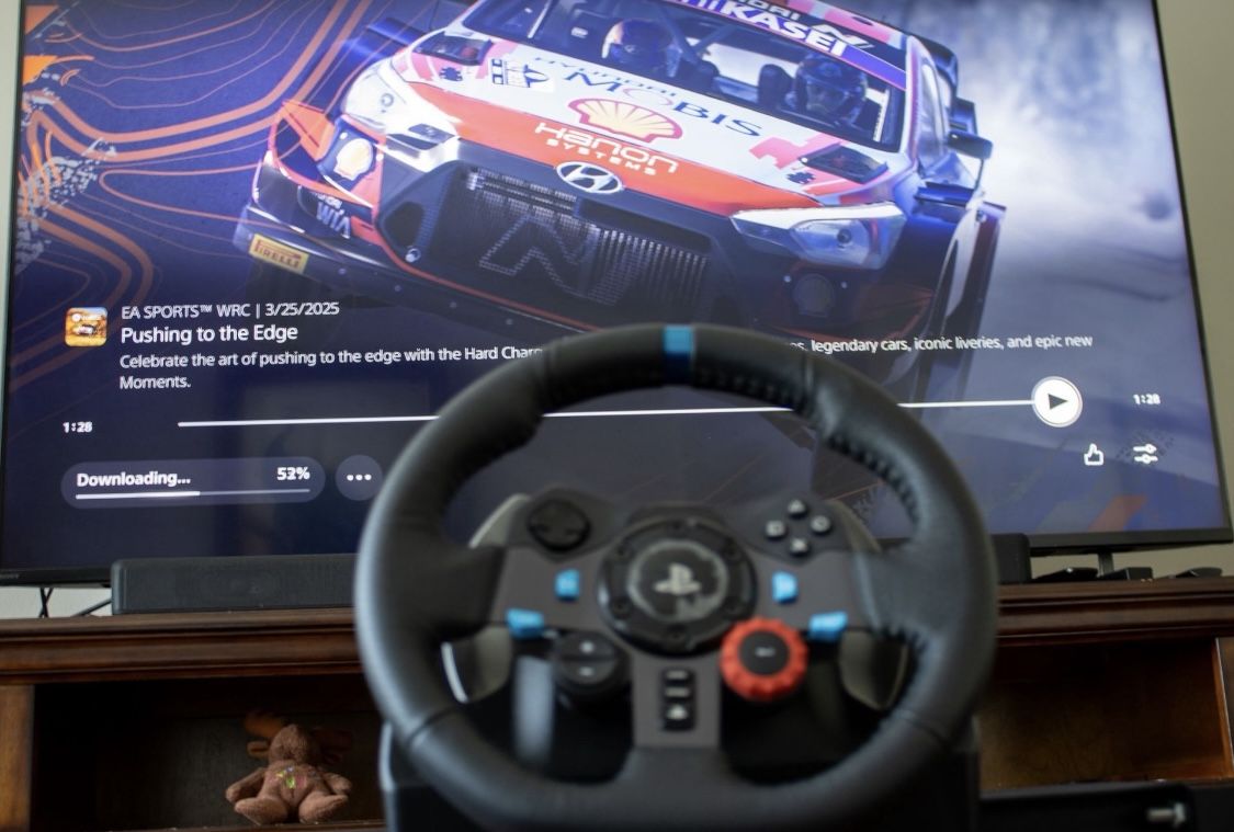 Logitech G29 Racing Wheel Pedals for PS5/Ps4 & Mac + Stand + Cockpit