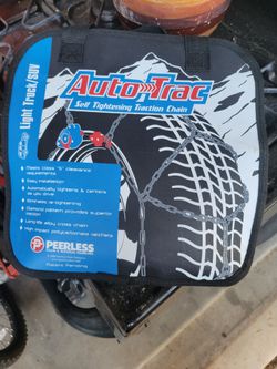 Brand New Self Tighting Tire Chains