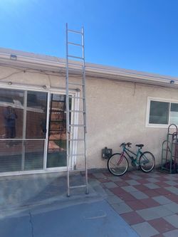 Extended ladder 8 foot