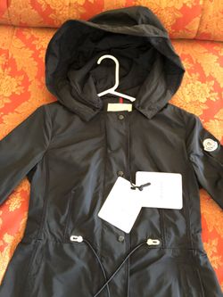 NWT Moncler Anthemis Giubbotto Navy size 00 for Sale in Gig Harbor