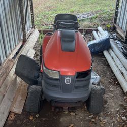 HusqVerna Lawnmower