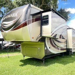 2013 Landmark SAN ANTONIO