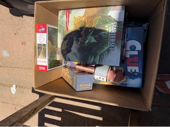 Box of puzzles/boardgames