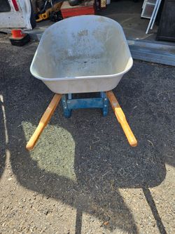 Wheelbarrow