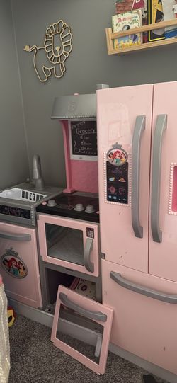 Play Kitchen