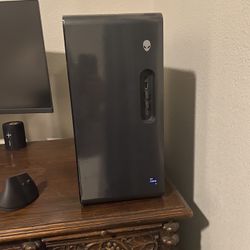 Alienware Aurora R16 