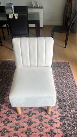 Brand new open box pairs of chairs
