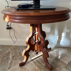 Wooden Coffee Table 