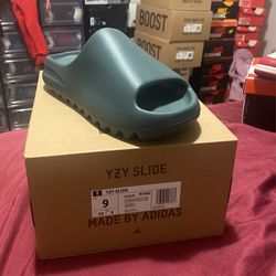 Yeezy  Slide 