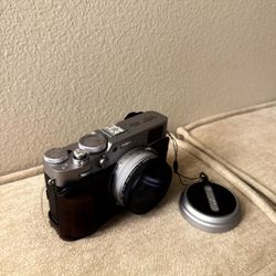 Fujifilm X100vi 