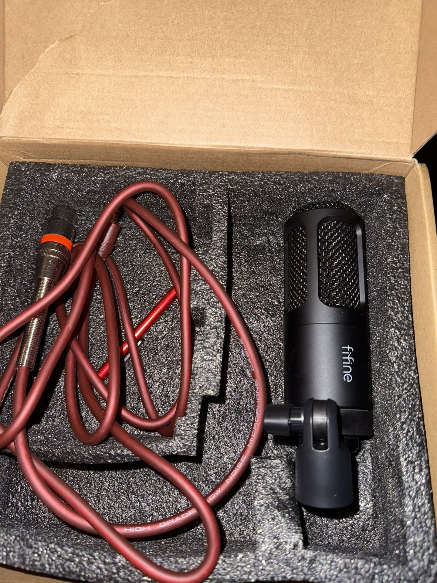 Brand New Fifine Xlr Microphone Comes With Chord
