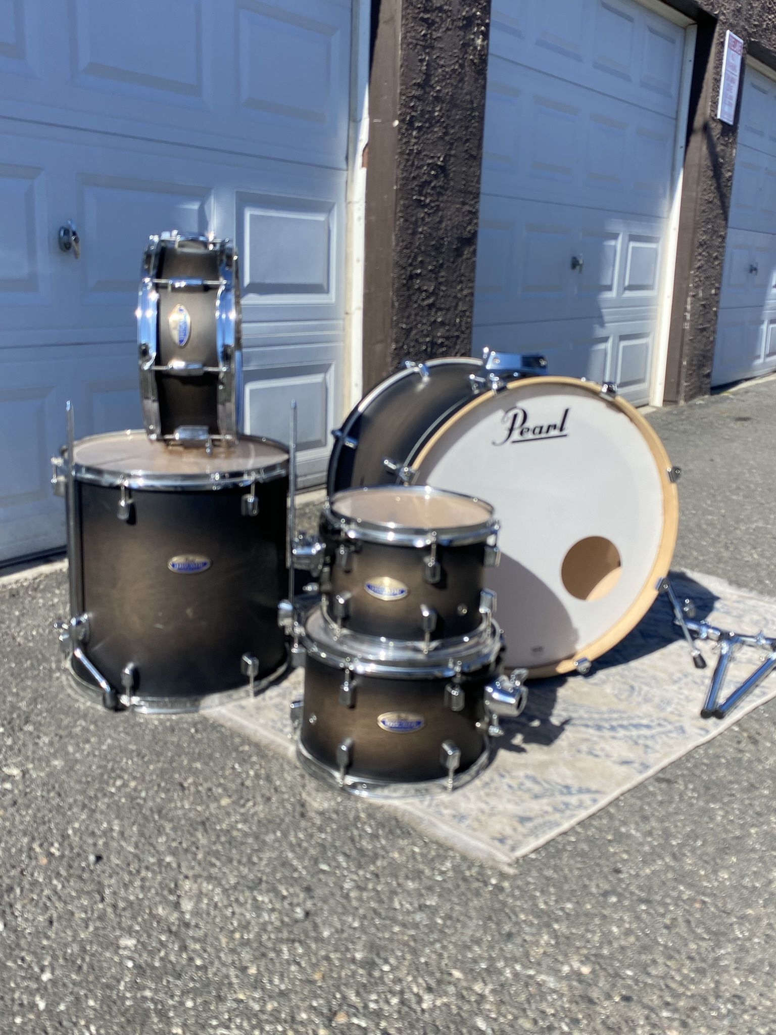 Pearl Decade 5 Pcs Drum Set 