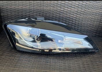 2008 2009 2010 2011 Audi R8 Right Passenger Side Xenon Headlight OEM Shell