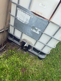 Water tank for sale