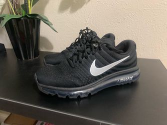 Nike Air Max size 10.5